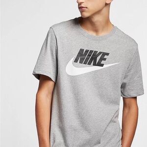 NWT - Nike Men’s Sportswear Icon T-Shirt